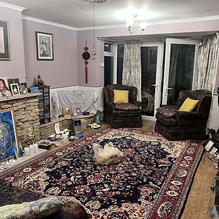 Camelot Retreat - Tor View Bed & Breakfast Глостънбъри Екстериор снимка