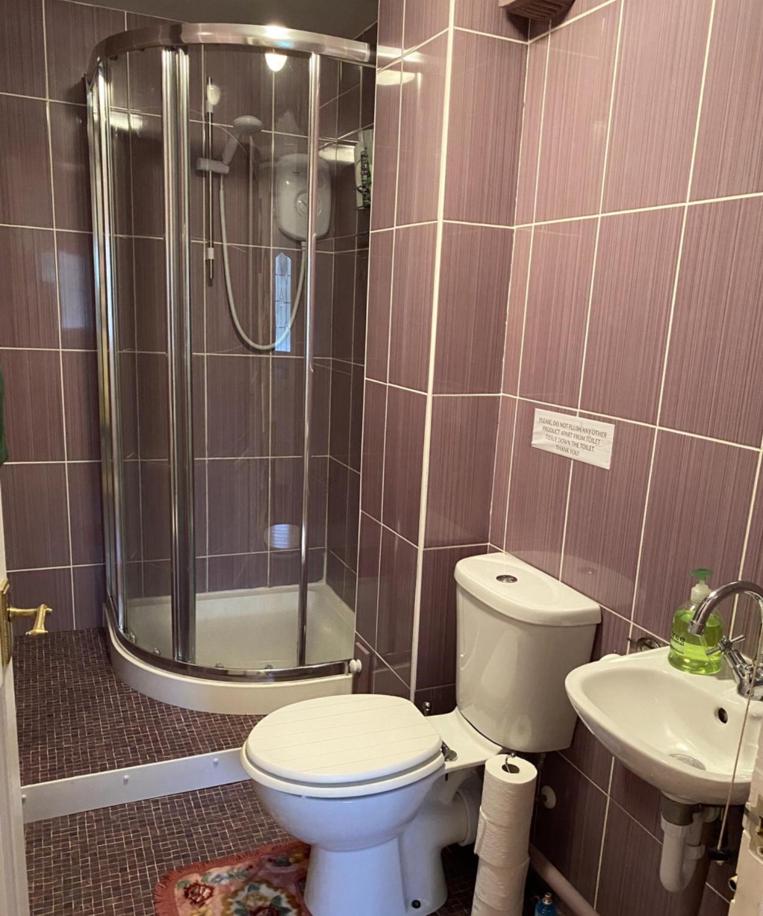 Camelot Retreat - Tor View Bed & Breakfast Глостънбъри Екстериор снимка